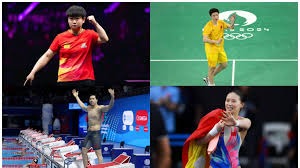 芝加哥小熊在 2016 年世界大赛第七战的延长赛中击败印地安人，举城欢庆终结百年遗憾